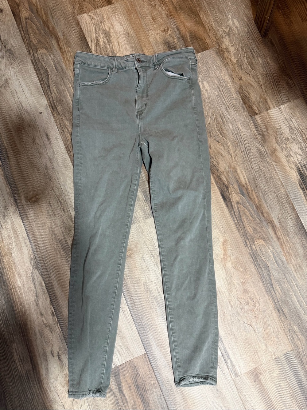 AE Women's Olive Skinny Stretch Jeans